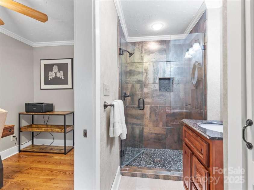 28 Lacoste Drive, Hendersonville, NC 28739.  MLS# CAR4246856, YatesRealty ID 15335. 