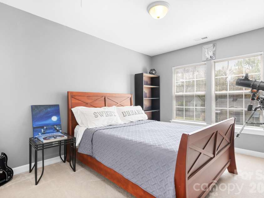 520 Iredell Avenue, Mooresville, NC 28115.  MLS# CAR4358949, YatesRealty ID 15335. 