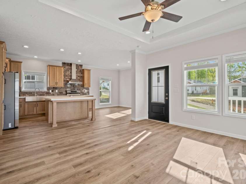 133 Bellamy Road, Asheville, NC 28806.  MLS# CAR4370527, YatesRealty ID 15336. 