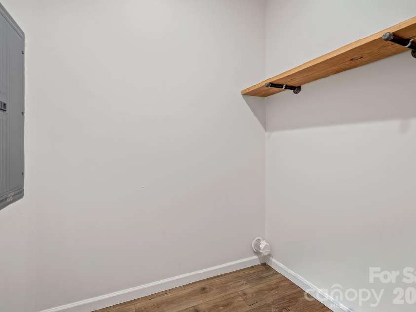 133 Bellamy Road, Asheville, NC 28806.  MLS# CAR4370527, YatesRealty ID 15336. 