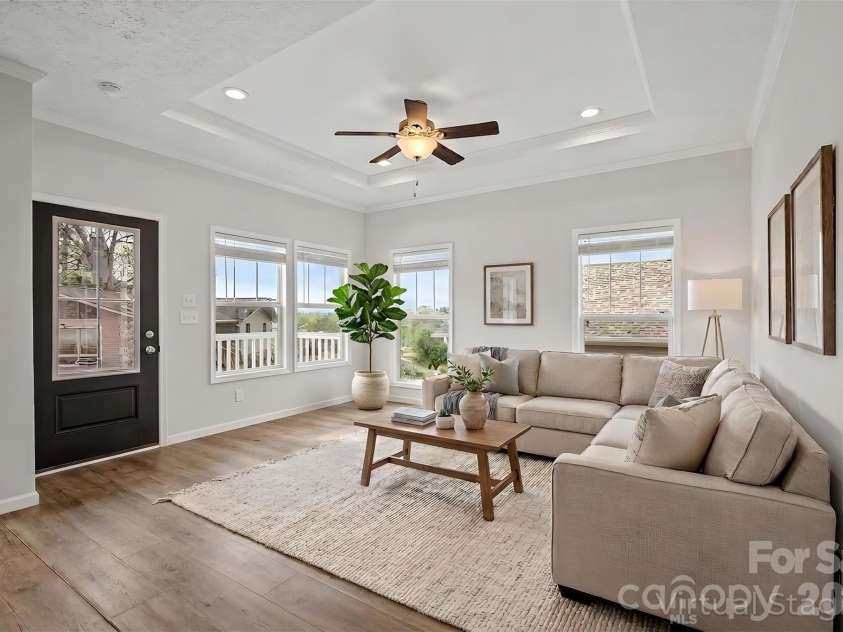 133 Bellamy Road, Asheville, NC 28806.  MLS# CAR4370527, YatesRealty ID 15336. Virtually Staged 