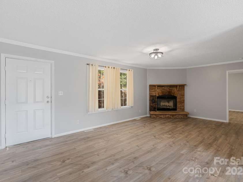 6 Clark Meadow Lane, Candler, NC 28715.  MLS# CAR4231279, YatesRealty ID 15336. 