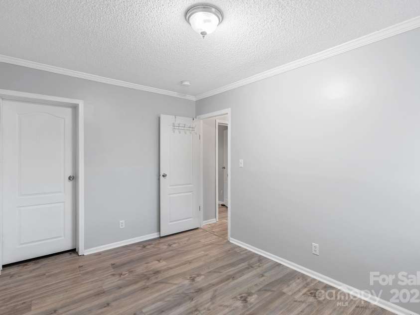 6 Clark Meadow Lane, Candler, NC 28715.  MLS# CAR4231279, YatesRealty ID 15336. 