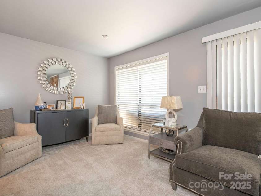 5719 Dockside Drive, Charlotte, NC 28227.  MLS# CAR4238633, YatesRealty ID 15337. 