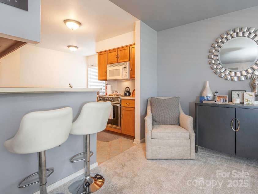 5719 Dockside Drive, Charlotte, NC 28227.  MLS# CAR4238633, YatesRealty ID 15337. 