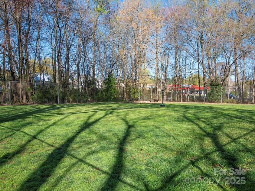 5719 Dockside Drive, Charlotte, NC 28227.  MLS# CAR4238633, YatesRealty ID 15337. 