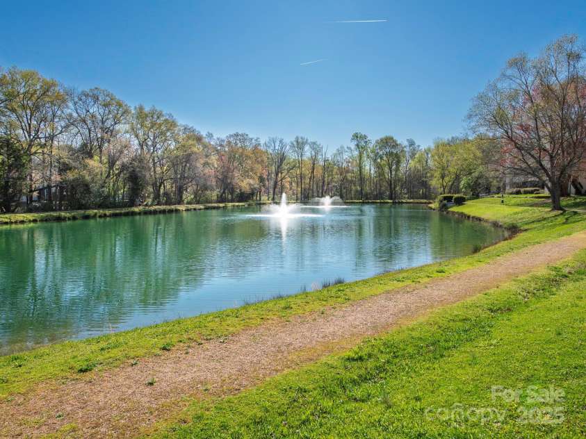 5719 Dockside Drive, Charlotte, NC 28227.  MLS# CAR4238633, YatesRealty ID 15337. 