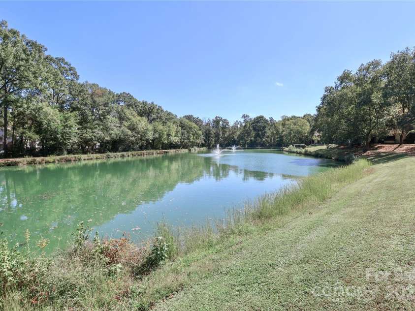 5719 Dockside Drive, Charlotte, NC 28227.  MLS# CAR4314707, YatesRealty ID 15337. 