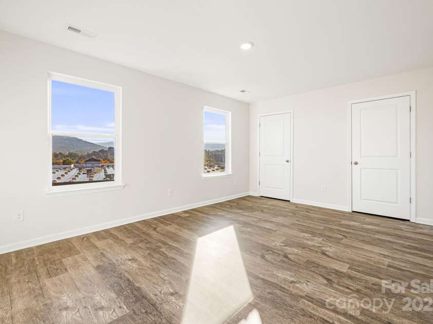 30 Benedict Lane, Weaverville, NC 28787.  MLS# CAR4178106, YatesRealty ID 15338. 