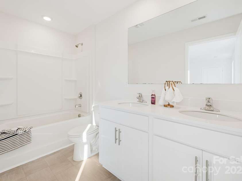 30 Benedict Lane, Weaverville, NC 28787.  MLS# CAR4178106, YatesRealty ID 15338. 