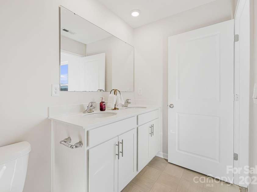 30 Benedict Lane, Weaverville, NC 28787.  MLS# CAR4178106, YatesRealty ID 15338. 