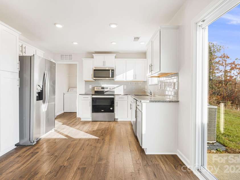 30 Benedict Lane, Weaverville, NC 28787.  MLS# CAR4178106, YatesRealty ID 15338. 