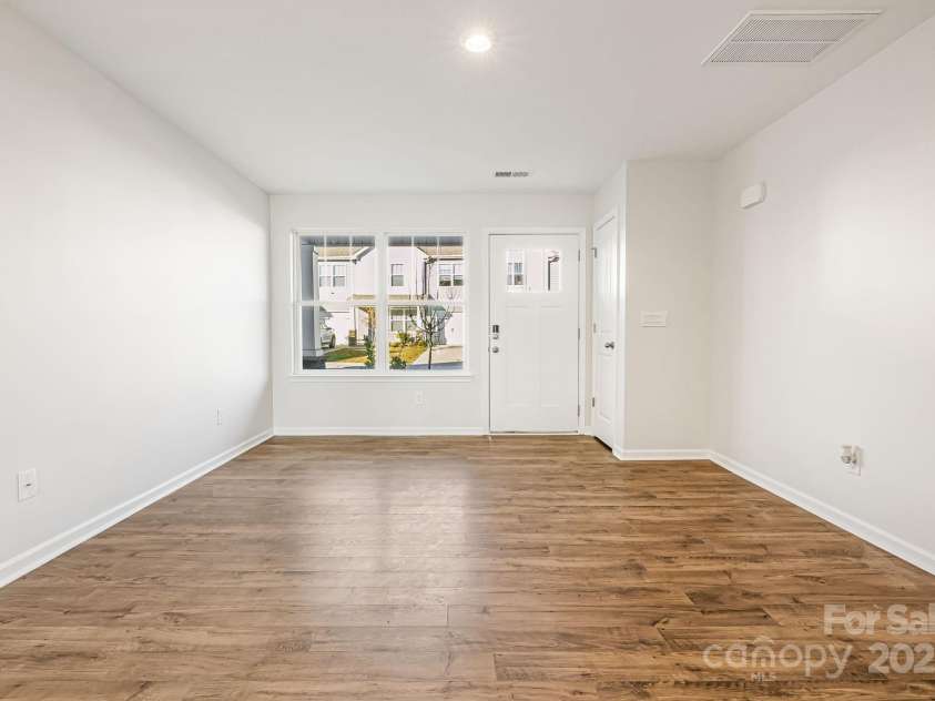 30 Benedict Lane, Weaverville, NC 28787.  MLS# CAR4178106, YatesRealty ID 15338. 