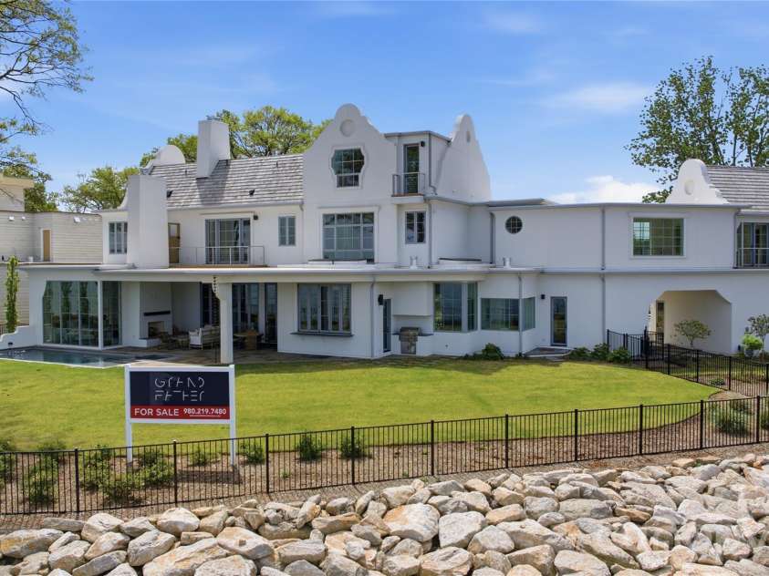8397 Ranger Island Marina Road, Denver, NC 28037.  MLS# CAR4250240, YatesRealty ID 15338. 