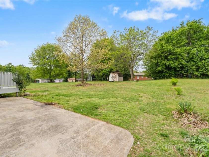 1504 Andicot Lane, Shelby, NC 28152.  MLS# CAR4246231, YatesRealty ID 15339. 