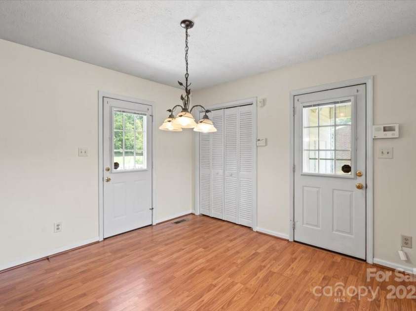 1504 Andicot Lane, Shelby, NC 28152.  MLS# CAR4246231, YatesRealty ID 15339. 