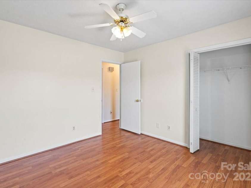 1504 Andicot Lane, Shelby, NC 28152.  MLS# CAR4246231, YatesRealty ID 15339. 