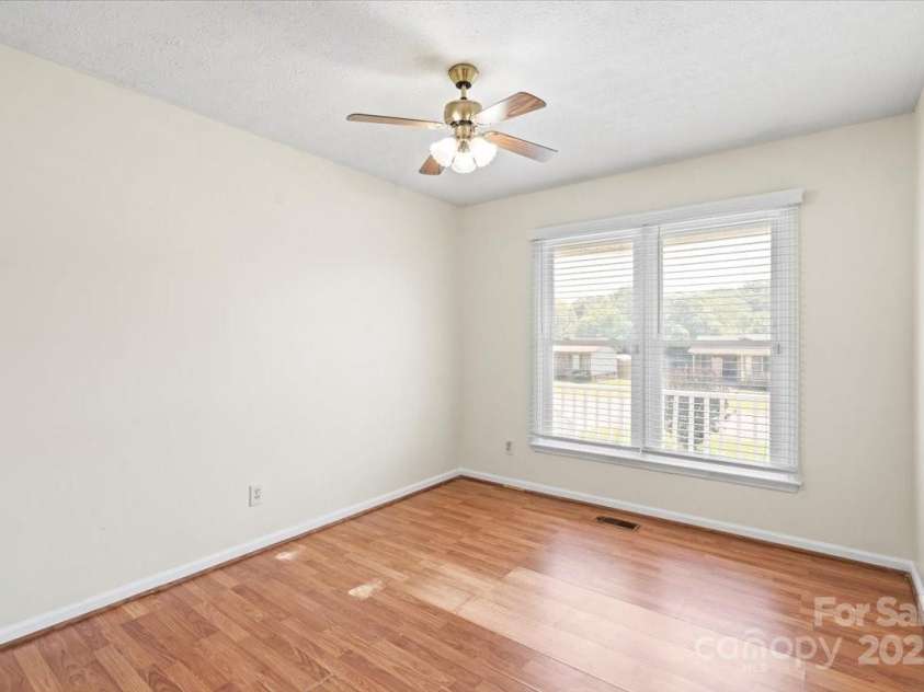 1504 Andicot Lane, Shelby, NC 28152.  MLS# CAR4246231, YatesRealty ID 15339. 