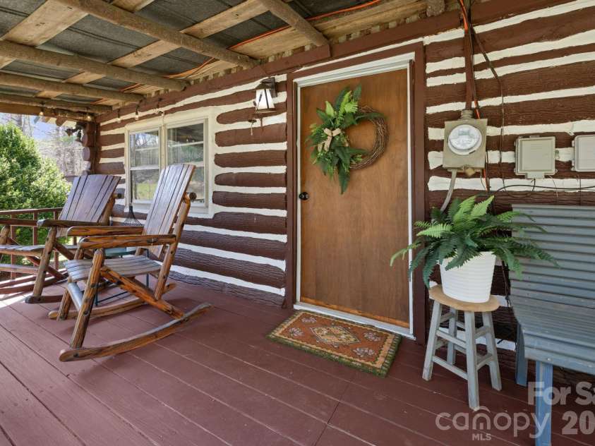 245 Davenport Road, Spruce Pine, NC 28777.  MLS# CAR4364988, YatesRealty ID 15340. 