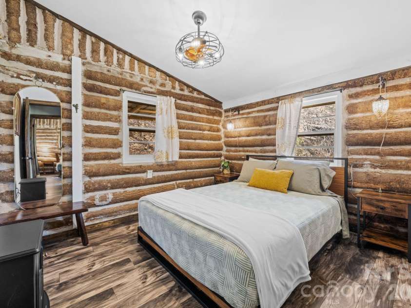 245 Davenport Road, Spruce Pine, NC 28777.  MLS# CAR4364988, YatesRealty ID 15340. 