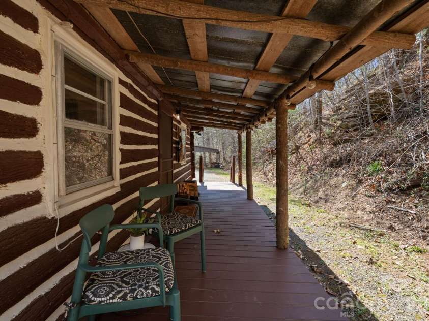 245 Davenport Road, Spruce Pine, NC 28777.  MLS# CAR4364988, YatesRealty ID 15340. 