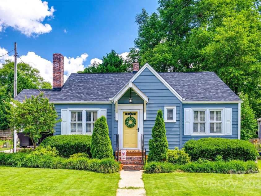 968 Waverly Avenue, Rock Hill, SC 29730.  MLS# CAR4221038, YatesRealty ID 15341. 