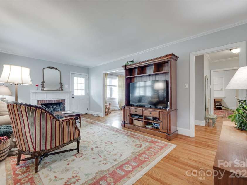 968 Waverly Avenue, Rock Hill, SC 29730.  MLS# CAR4221038, YatesRealty ID 15341. 