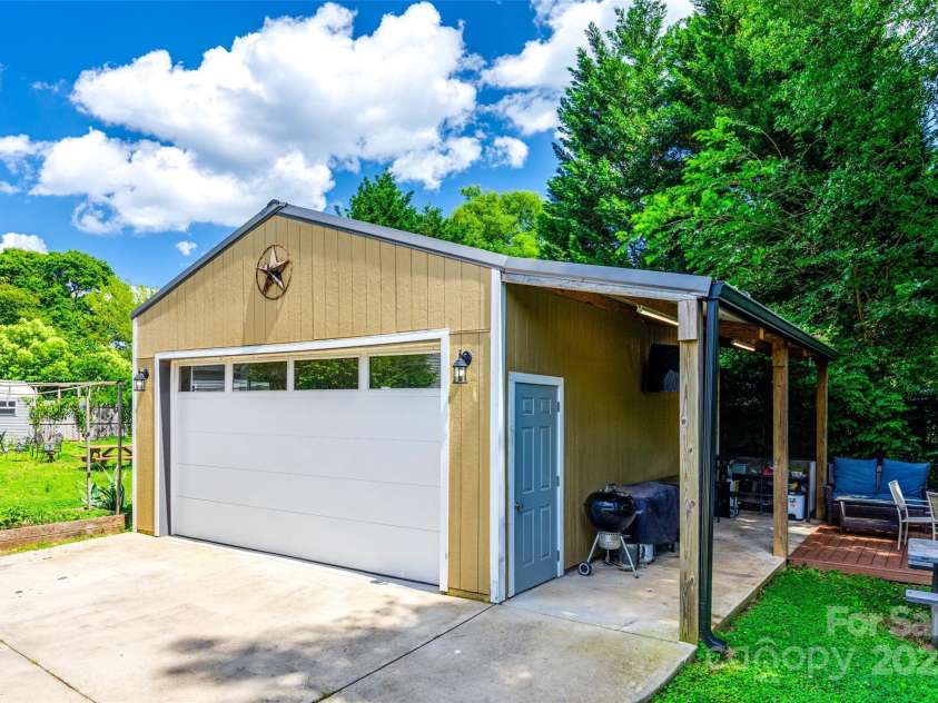 968 Waverly Avenue, Rock Hill, SC 29730.  MLS# CAR4221038, YatesRealty ID 15341. 