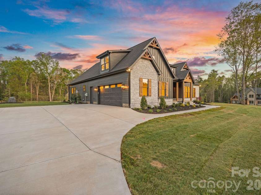 612 American Bittern Way, Clover, SC 29710.  MLS# CAR4367282, YatesRealty ID 15342. 