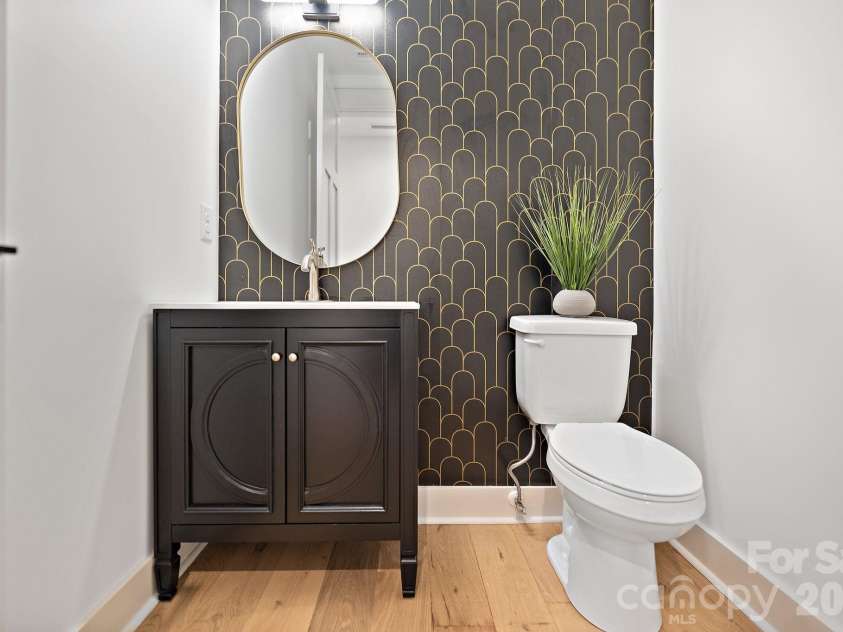 612 American Bittern Way, Clover, SC 29710.  MLS# CAR4367282, YatesRealty ID 15342. Powder room