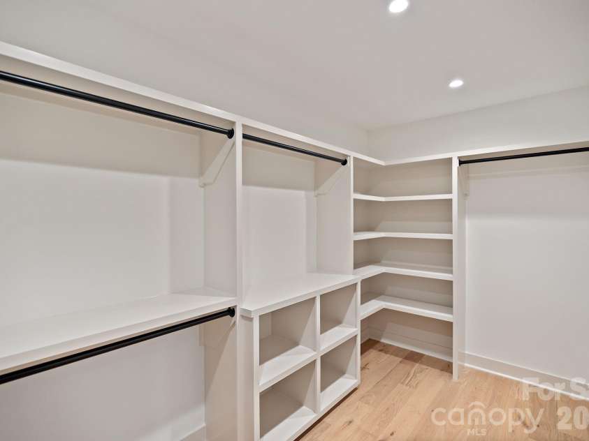 612 American Bittern Way, Clover, SC 29710.  MLS# CAR4367282, YatesRealty ID 15342. Primary Closet