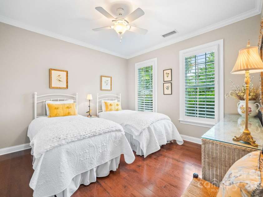 13407 Hazelbrook Lane, Cornelius, NC 28031.  MLS# CAR4254709, YatesRealty ID 15343. 