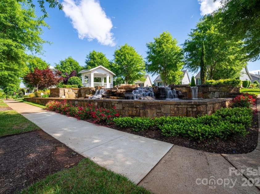 13407 Hazelbrook Lane, Cornelius, NC 28031.  MLS# CAR4254709, YatesRealty ID 15343. 