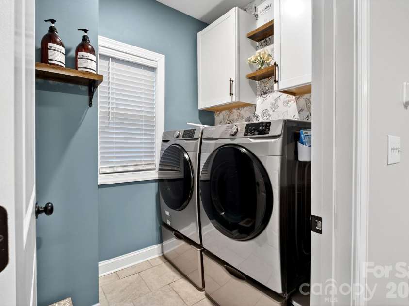 9092 Pitcairn Drive, Fort Mill, SC 29708.  MLS# CAR4337461, YatesRealty ID 15343. 