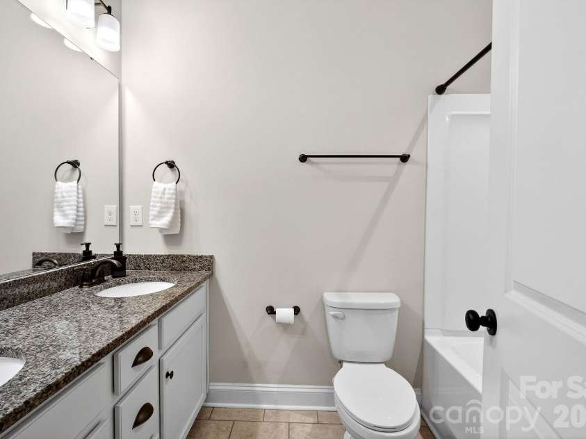 9092 Pitcairn Drive, Fort Mill, SC 29708.  MLS# CAR4337461, YatesRealty ID 15343. 