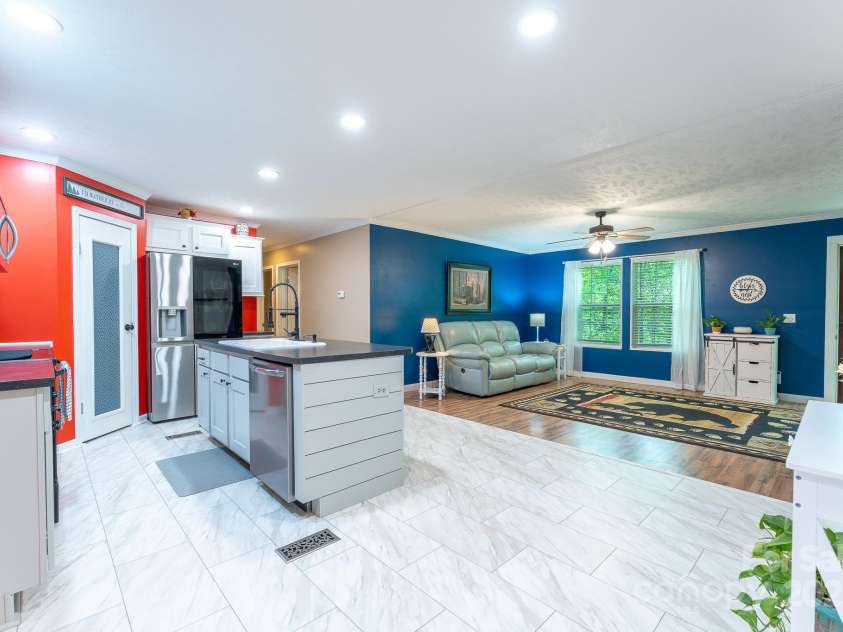 225 Opal Drive, Whittier, NC 28789.  MLS# CAR4259494, YatesRealty ID 15345. 