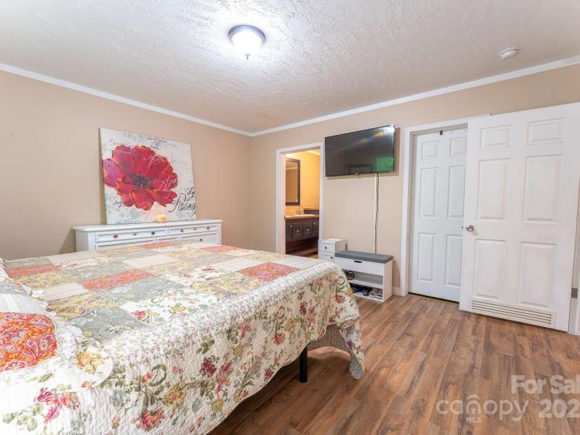 225 Opal Drive, Whittier, NC 28789.  MLS# CAR4259494, YatesRealty ID 15345. 