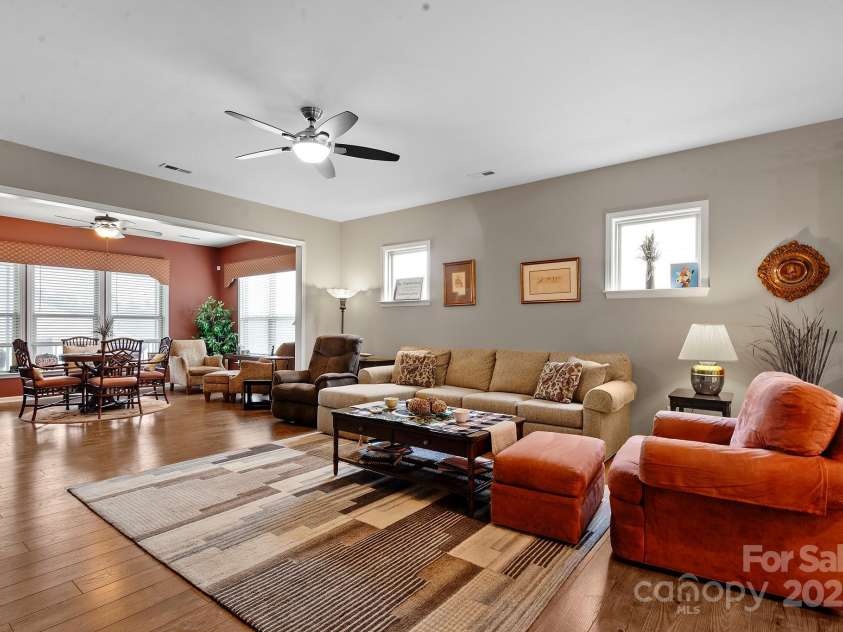 689 Birchway Drive, Fort Mill, SC 29715.  MLS# CAR4291605, YatesRealty ID 15345. Great Room w/ceiling fan