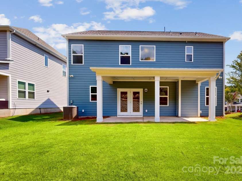 11105 Lochmere Road, Charlotte, NC 28278.  MLS# CAR4228899, YatesRealty ID 15346. Exterior