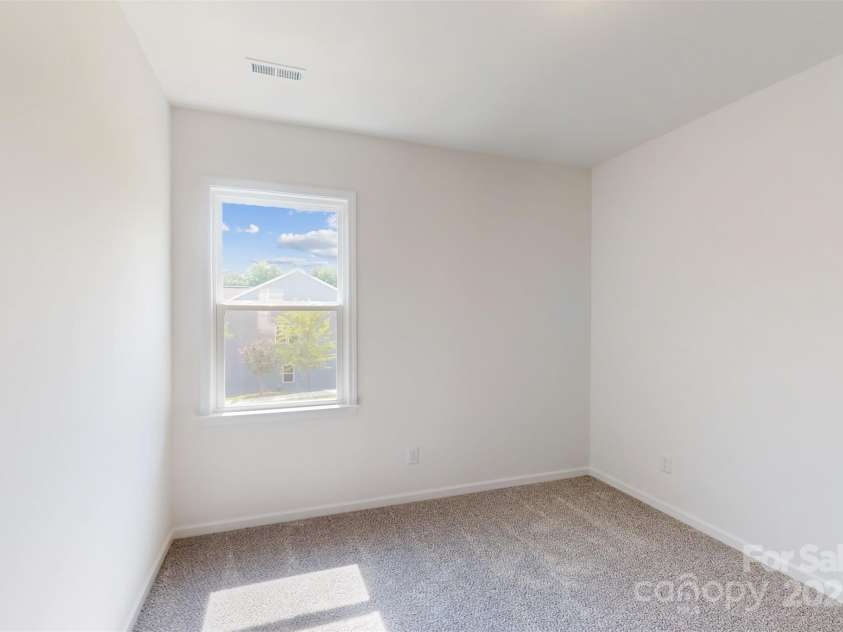 11105 Lochmere Road, Charlotte, NC 28278.  MLS# CAR4228899, YatesRealty ID 15346. Secondary bedroom