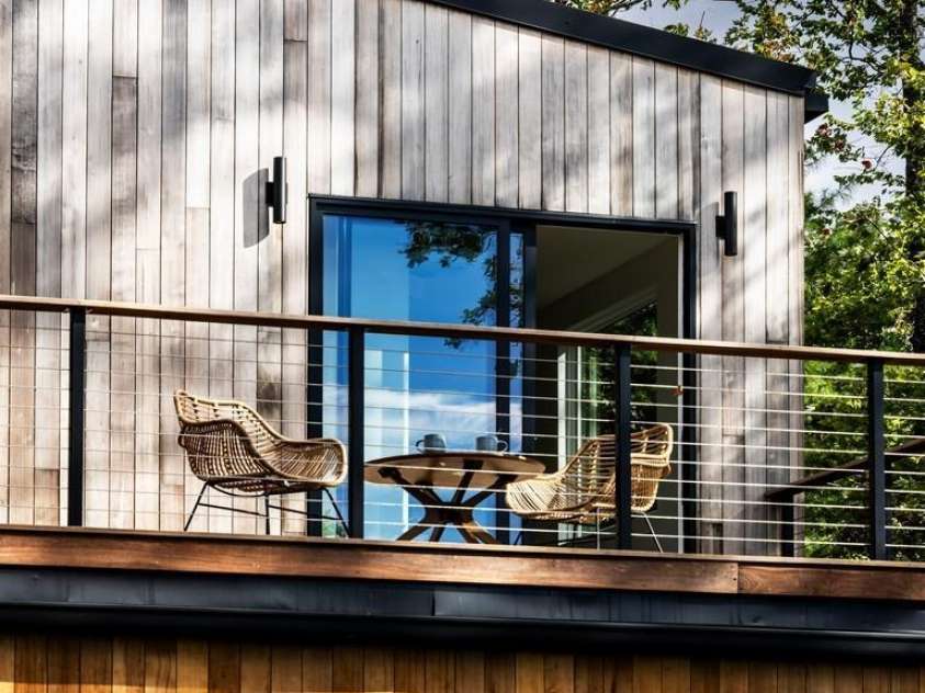 641 Elk Mountain Scenic Highway, Asheville, NC 28804.  MLS# CAR4149026, YatesRealty ID 15348. © David Sundberg/Esto