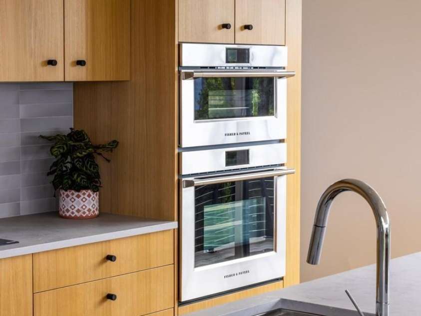 641 Elk Mountain Scenic Highway, Asheville, NC 28804.  MLS# CAR4149026, YatesRealty ID 15348. © David Sundberg/Esto