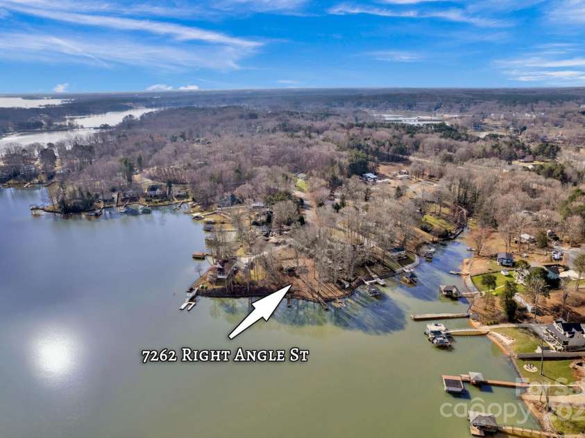 7262 Right Angle Street, Sherrills Ford, NC 28673.  MLS# CAR4230540, YatesRealty ID 1535. 