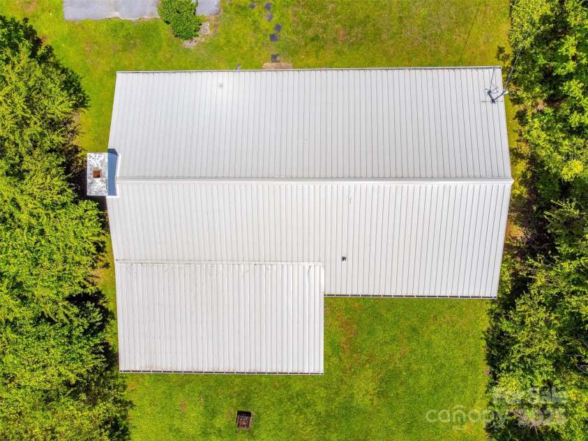 285 Painter Road, Cullowhee, NC 28723.  MLS# CAR4262760, YatesRealty ID 15350. 