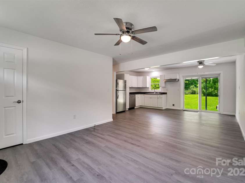 285 Painter Road, Cullowhee, NC 28723.  MLS# CAR4262760, YatesRealty ID 15350. 