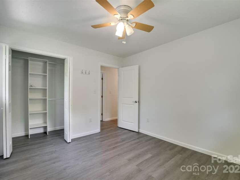 285 Painter Road, Cullowhee, NC 28723.  MLS# CAR4262760, YatesRealty ID 15350. 