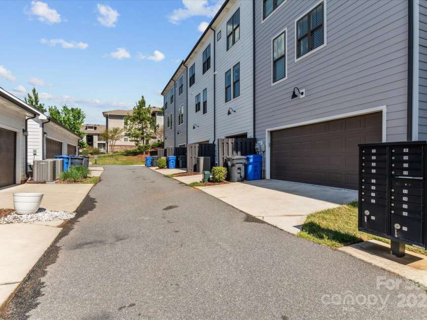 133 Capital Avenue, Mooresville, NC 28117.  MLS# CAR4245232, YatesRealty ID 15351. 