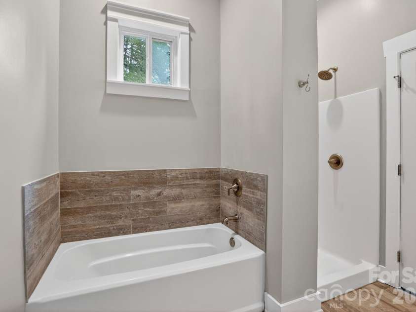 155 Fork Road, Black Mountain, NC 28711.  MLS# CAR4410269, YatesRealty ID 15351. 