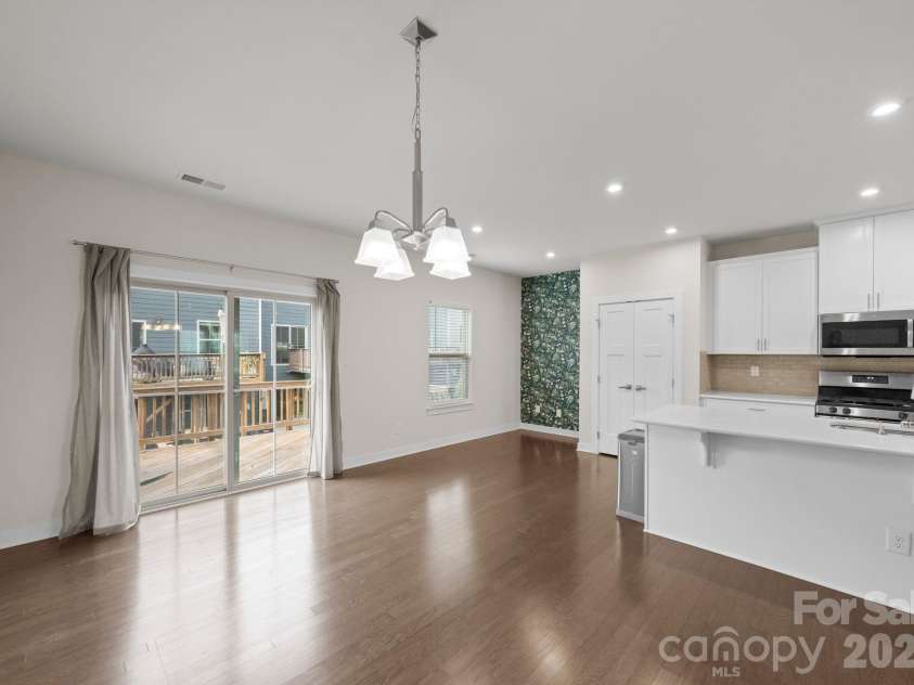 1835 Shumard Lane, Charlotte, NC 28205.  MLS# CAR4350829, YatesRealty ID 15353. 