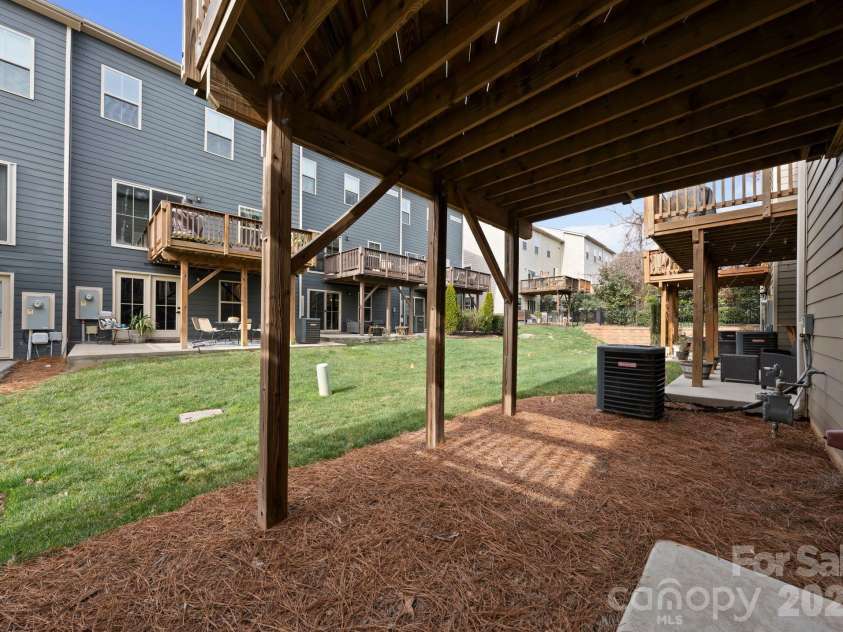 1835 Shumard Lane, Charlotte, NC 28205.  MLS# CAR4350829, YatesRealty ID 15353. 
